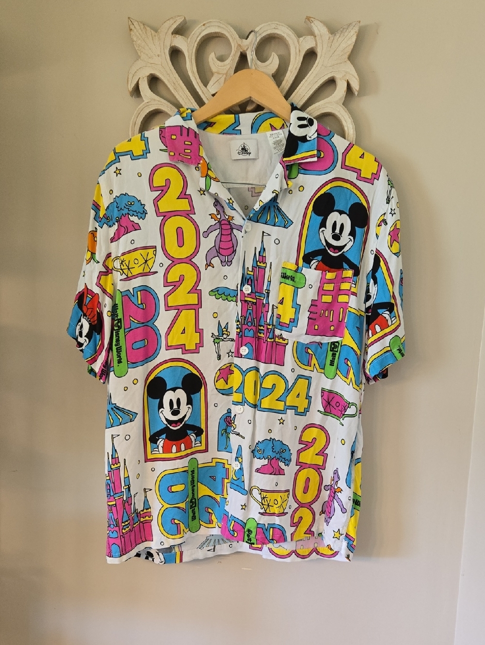 Disney Parks Mickey Short Dleevef Shirt Latge